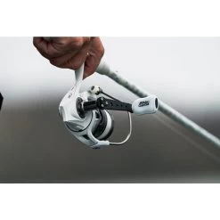 Abu Garcia Veritas Spinning Combo 24 Abu Garcia Veritas Spinning Combo -Fishing Discount Shop ABU SPINNING COMBO VERITAS LIFESTYLE 2021 002